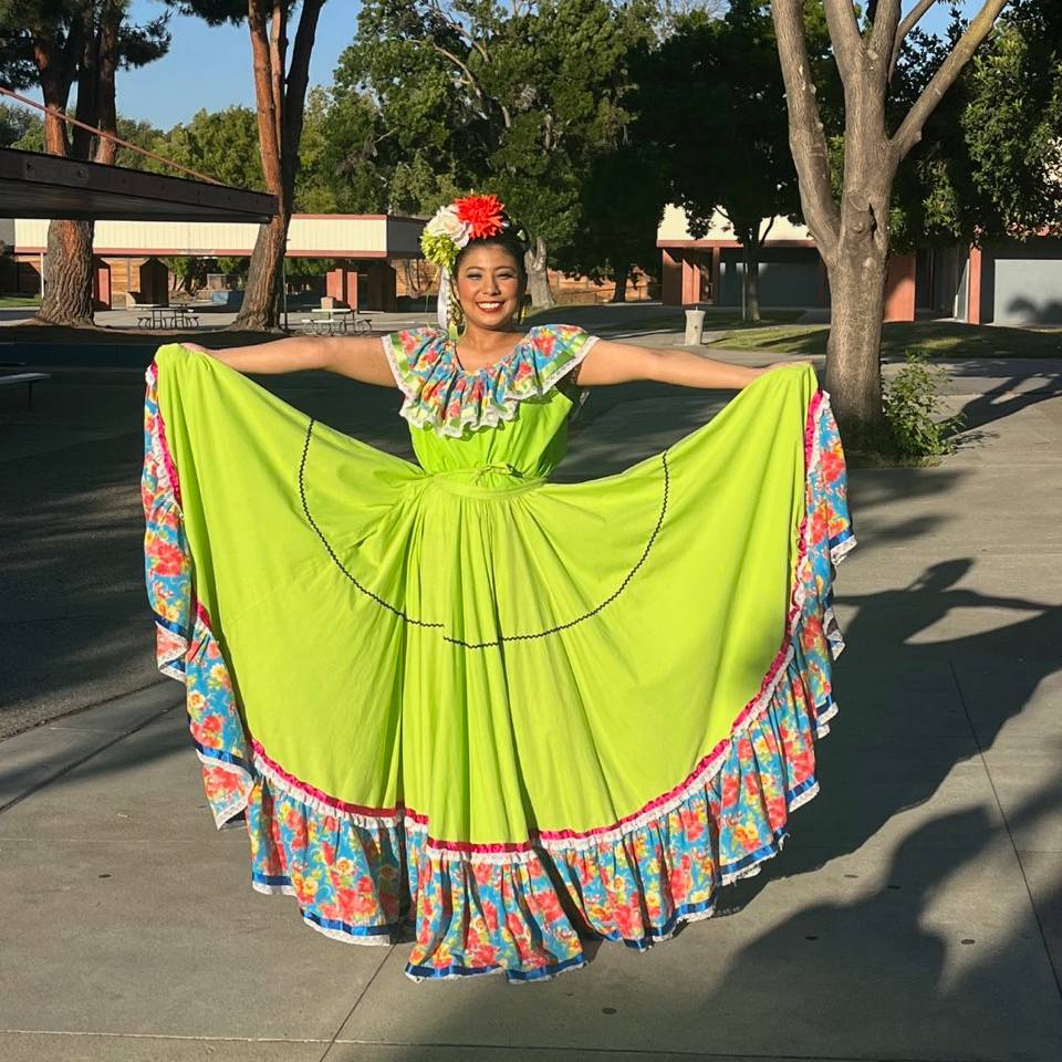 Yuliana Contreras-Abrego Yuliana Contreras-Abrego