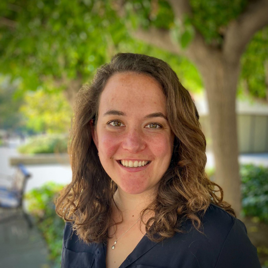 serena headshot smiling